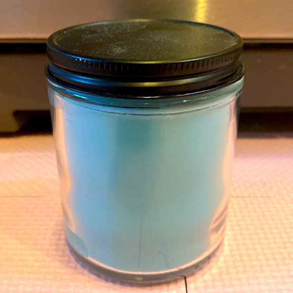 RADIANT SKY BATH AND BODY WORKS SINGLE WICK CANDLE 7 oz - Picture 2 of 5